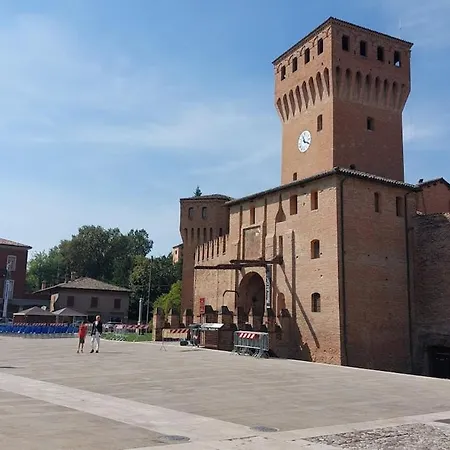 Pit Stop - Bilocale Interra Di Motori, Cibo E Arte Lägenhet