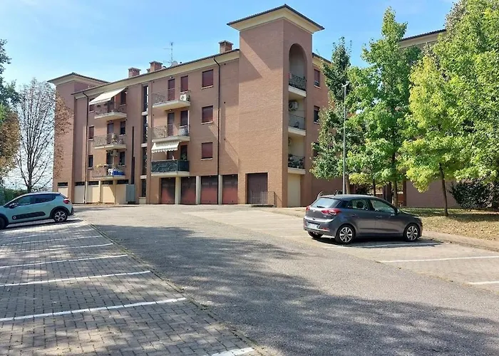 Pit Stop - Bilocale Interra Di Motori, Cibo E Arte 아파트 포르미지네