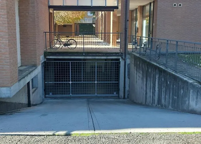 Pit Stop - Bilocale Interra Di Motori, Cibo E Arte 포르미지네